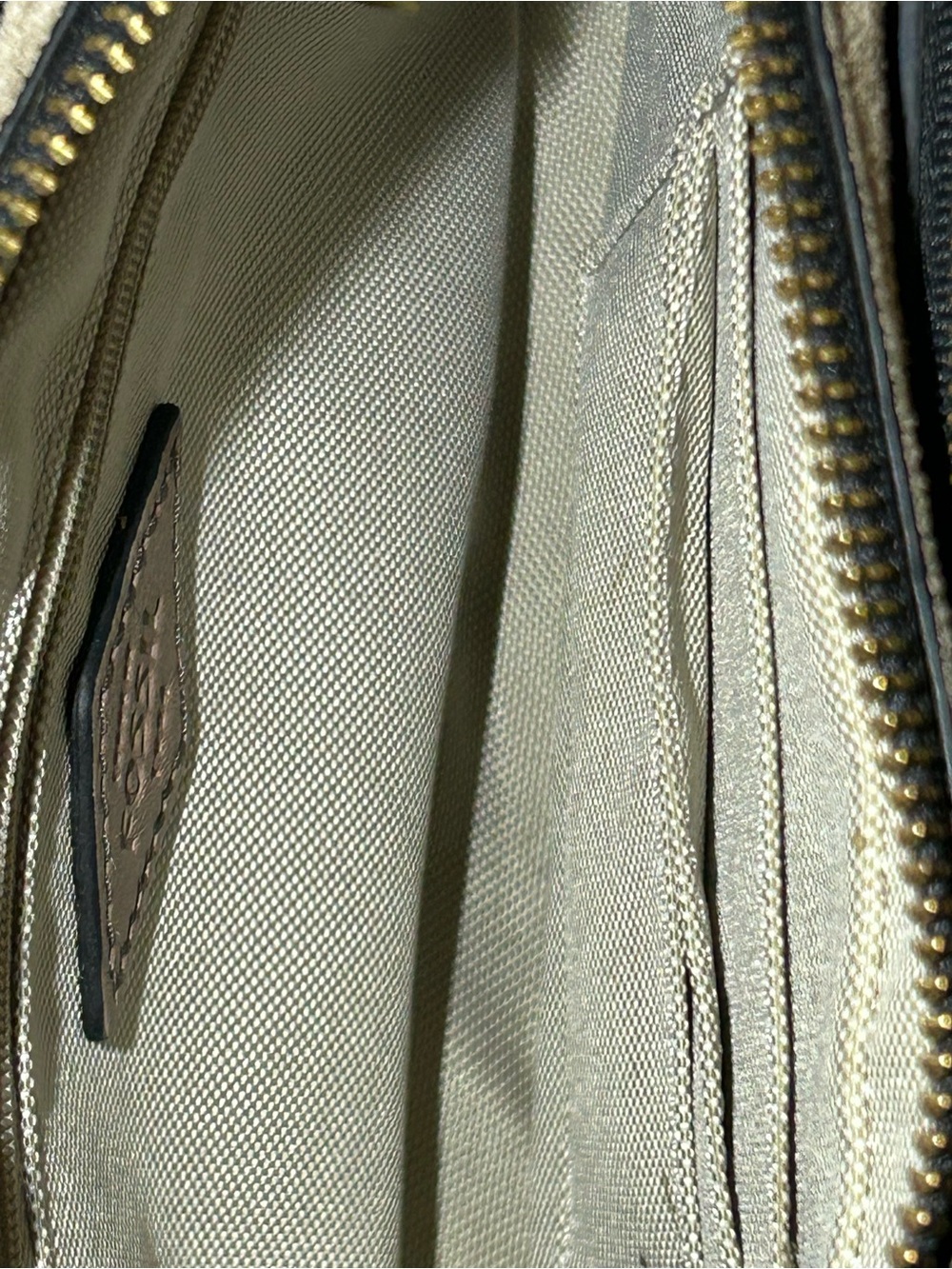 Fossil crossbody purse - Picture 5 of 15